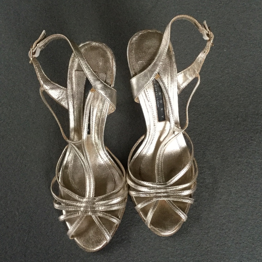 Laundry by Shelli Segal Gold Strappy Heels Size 6